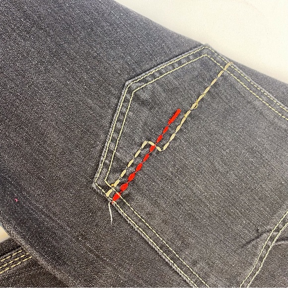 Vintage Coogi Embroidered Blue Denim Loose Fit Baggy Jeans - Picture 11 of 12